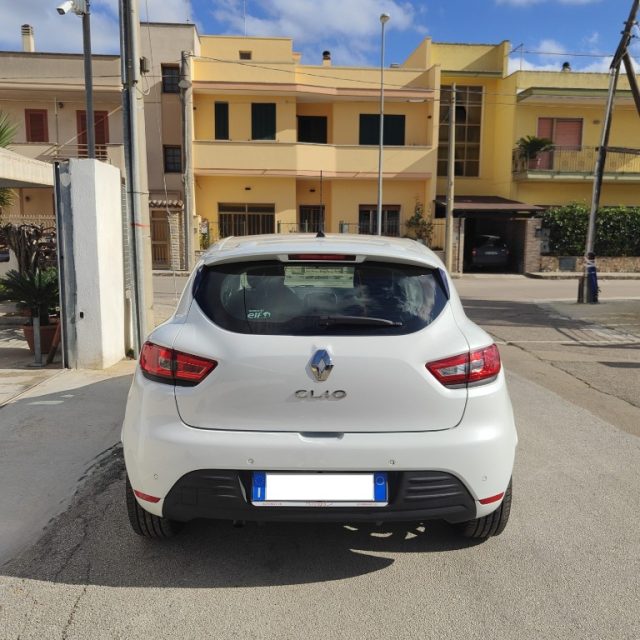 Renault Clio TCe 12V 90 CV GPL Business - foto 3 di 4