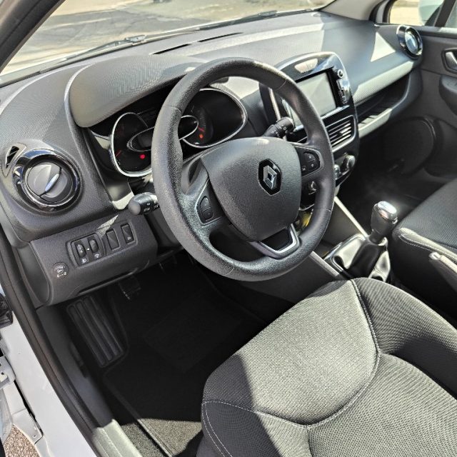 Renault Clio TCe 12V 90 CV GPL Business - foto 4 di 4