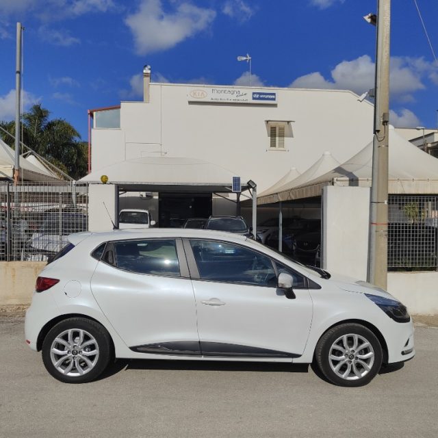 Renault Clio TCe 12V 90 CV GPL Business - foto 2 di 4