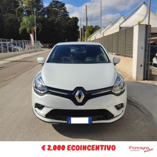 Renault Clio TCe 12V 90 CV GPL Business usato a SCORRANO