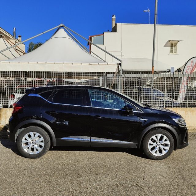 Renault Captur TCe 100 CV GPL Intens - foto 2 di 4