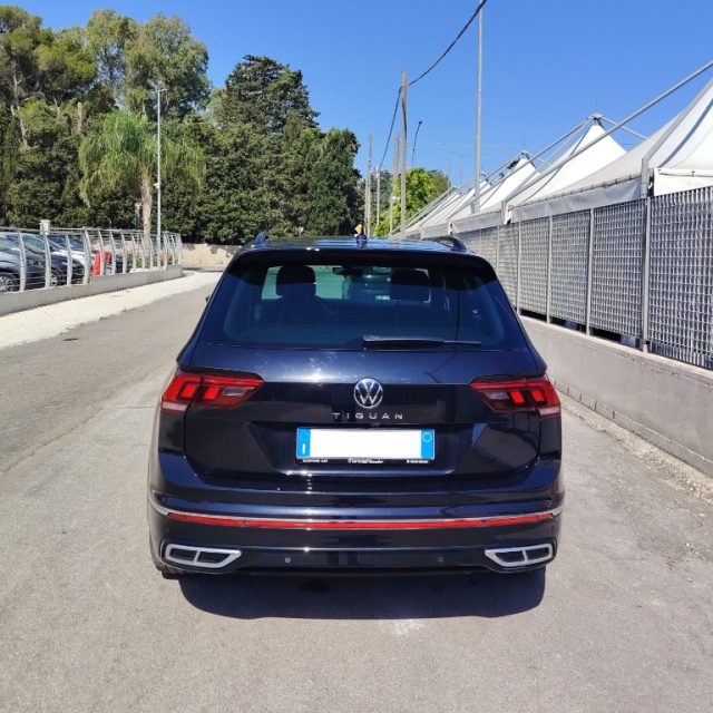 Volkswagen Tiguan R-Line 2.0 TDI 150 CV SCR DSG - foto 3 di 4