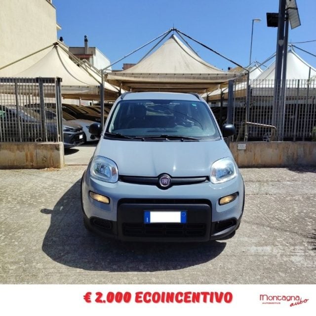 Fiat Panda 1.0 FireFly S&S Hybrid City Life, del 2022, 83.000 km, in vendita a Scorrano (LE)