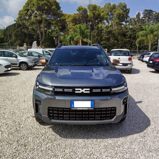 Dacia Bigster 1.2 TCe 140 CV MHEV Extreme, del 2025, 3.000 km, in vendita a Scorrano (LE)