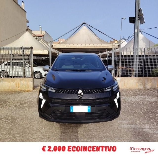 Renault Captur TCe 90 CV Techno, del 2025, 41.000 km, in vendita a Scorrano (LE)