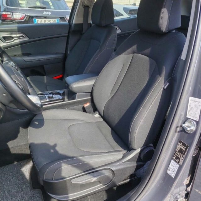 Kia Sportage 1.6 CRDi MHEV DCT Business - foto 4 di 4