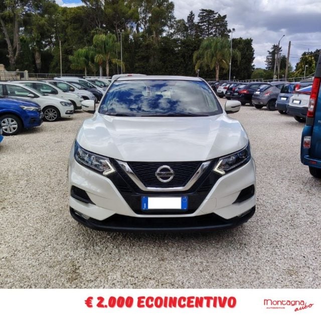 Nissan Qashqai 1.5 dCi 115 CV Business, del 2020, 94.000 km, in vendita a Scorrano (LE)
