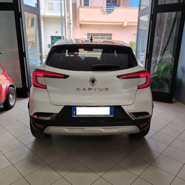 Renault Captur TCe 100 CV GPL Intens - foto 3 di 4