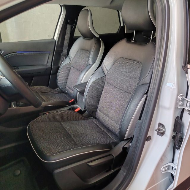 Renault Captur TCe 100 CV GPL Intens - foto 4 di 4