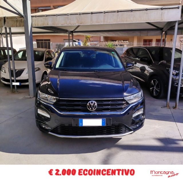 Volkswagen T-Roc 1.0 TSI Business, del 2021, 77.000 km, in vendita a Scorrano (LE)
