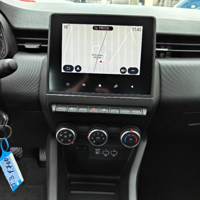 Renault Clio TCe 90 CV Equilibre usato a SCORRANO