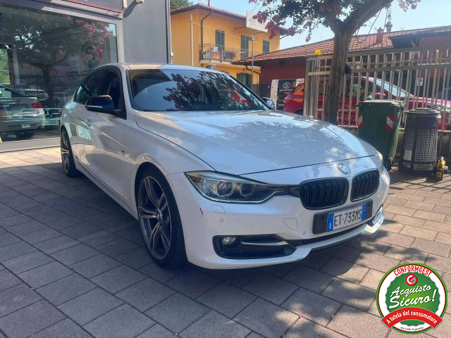 BMW 320 Serie 3 F30 Berlina 320d Sport - foto 2 di 4