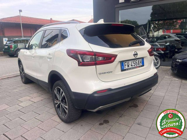 Nissan Qashqai Qashqai II 1.7 dci Tekna 4wd 150cv tetto pan. 6 - foto 2 di 4