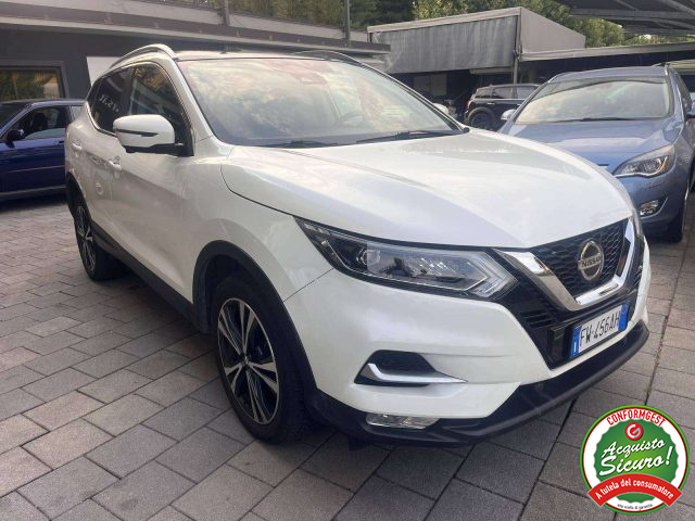 Nissan Qashqai Qashqai II 1.7 dci Tekna 4wd 150cv tetto pan. 6 - foto 4 di 4