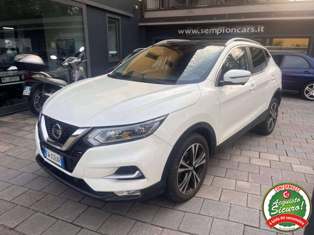 Nissan Qashqai Qashqai II 1.7 dci Tekna 4wd 150cv tetto pan. 6 usato a CASTELLETTO SOPRA TICINO
