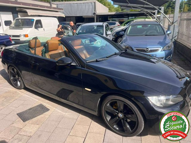 BMW 320 Serie 3 E93 Cabrio 320i Cabrio Futura 170cv - foto 4 di 14
