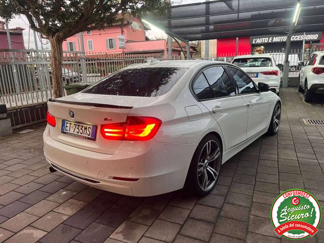 BMW 320 Serie 3 F30 Berlina 320d Sport - foto 3 di 4