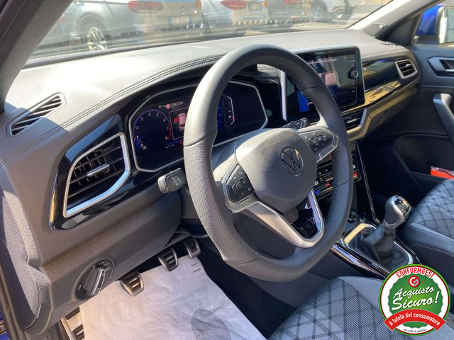 Volkswagen T-Roc 1.5 tsi R-Line MY25 LED/PREZZO REALE -7.000 Euro, del 2025, 10 km, in vendita a Castelletto Sopra Ticino (NO)