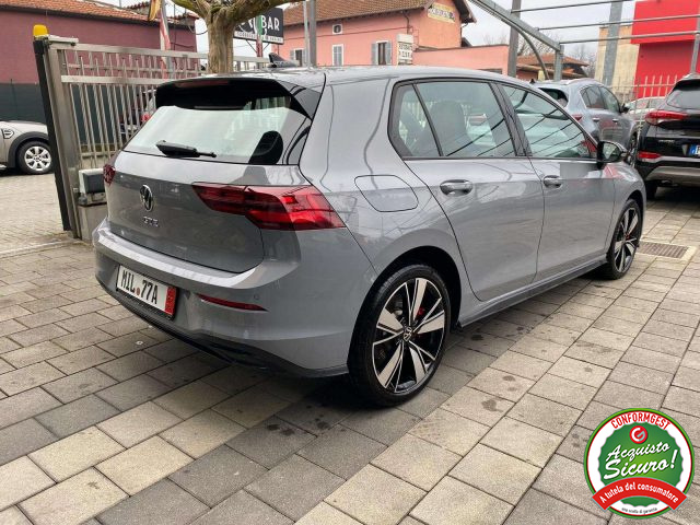 Volkswagen Golf GTE 1.4 245cv eHybrid DSG NAVI VIRT ACC - foto 3 di 4