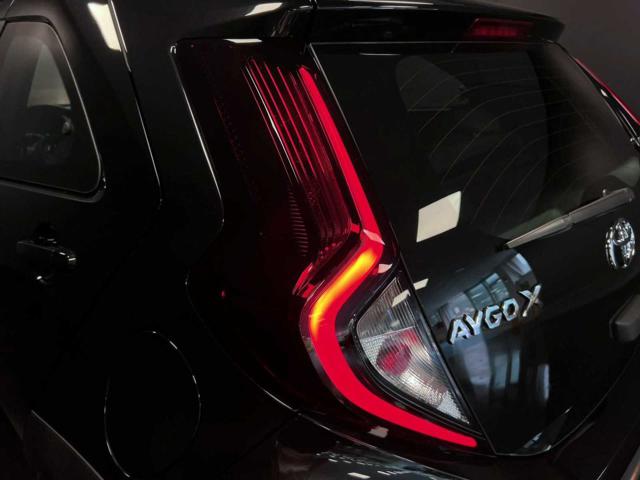Toyota Aygo X 1.0 ACTIVE 72cv PREZZO REALE PRONTA CONSEGNA, del 2025, 10 km, in vendita a Castelletto Sopra Ticino (NO)