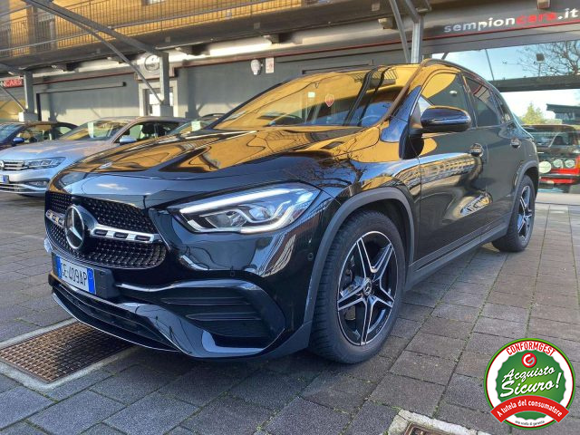 Mercedes-Benz GLA 200 d Premium AMG 4matic auto - foto 2 di 4
