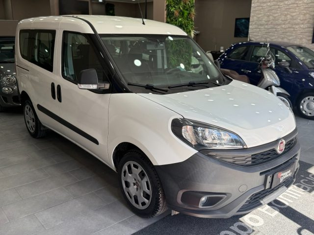 Fiat Doblo 1.3 Mjet 95cv E6D N1 Easy Combi - autocarro 5 post - foto 3 di 4