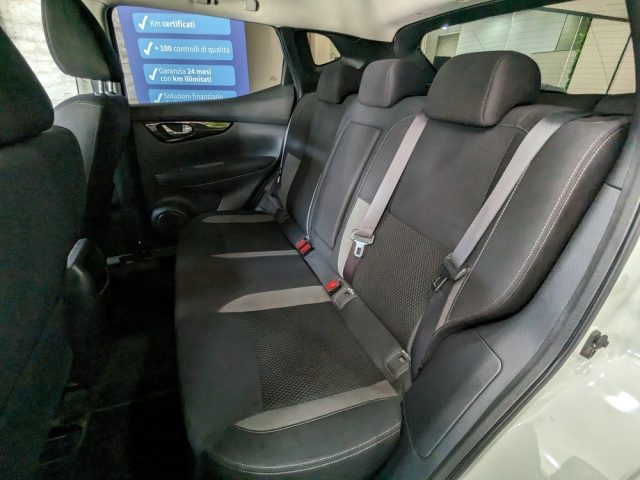 Nissan Qashqai 1.6 dCi 130 2WD Business, del 2018, 73.515 km, in vendita a Napoli (NA)