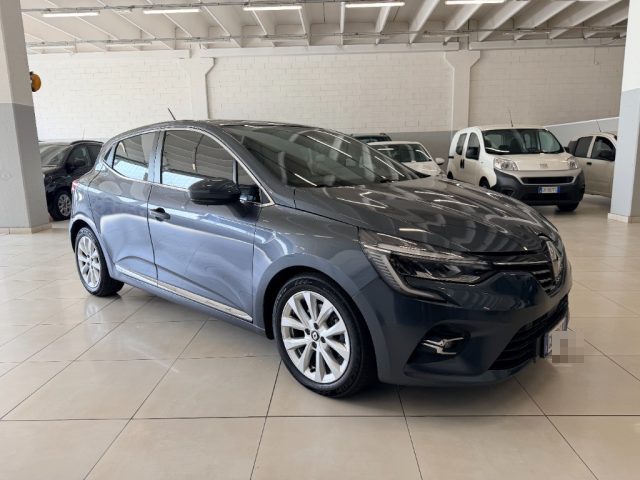 Renault Clio Full Hybrid E-Tech 140 CV 5 porte Intens - foto 3 di 4