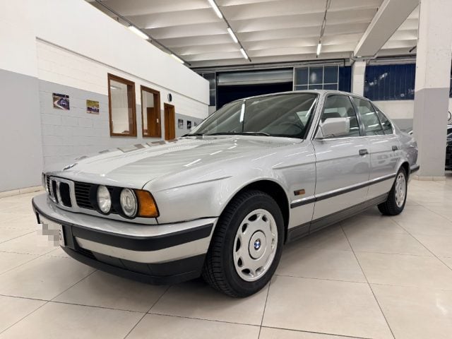 BMW 520 i 24V cat, del 1991, 156.180 km, in vendita a Rovetta (BG)