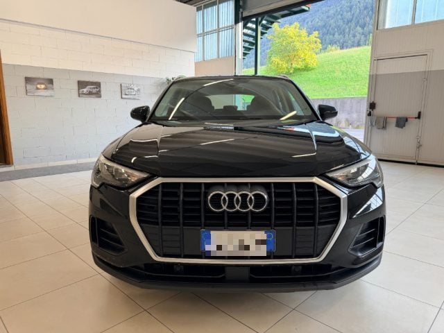 Audi Q3 35 TDI S tronic Business Advanced - foto 2 di 4