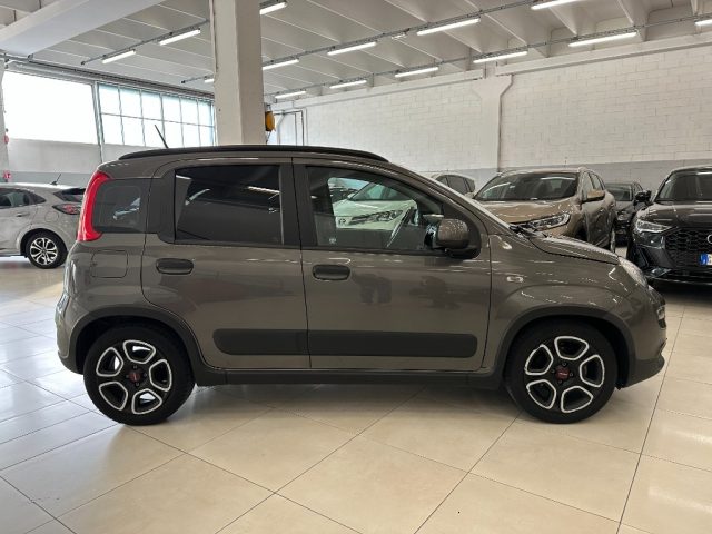 Fiat Panda 1.0 FireFly S&S Hybrid City Life - foto 4 di 4