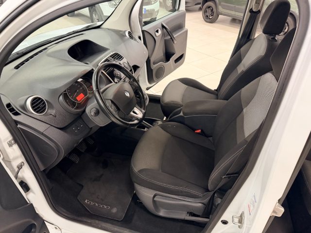 Renault Kangoo 1.5 dCi 90CV 5 porte Stop & Start Life N1, del 2019, 260.000 km, in vendita a Rovetta (BG)