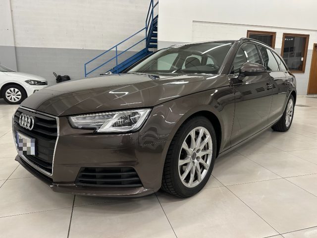 Audi A4 Avant 2.0 TDI 190 CV ultra S tronic Business usato a ROVETTA