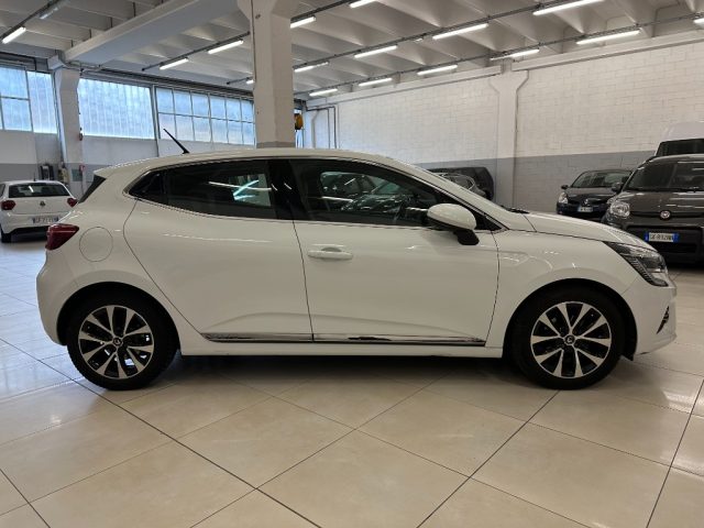 Renault Clio TCe 100 CV CVT 5 porte Intens - foto 4 di 15