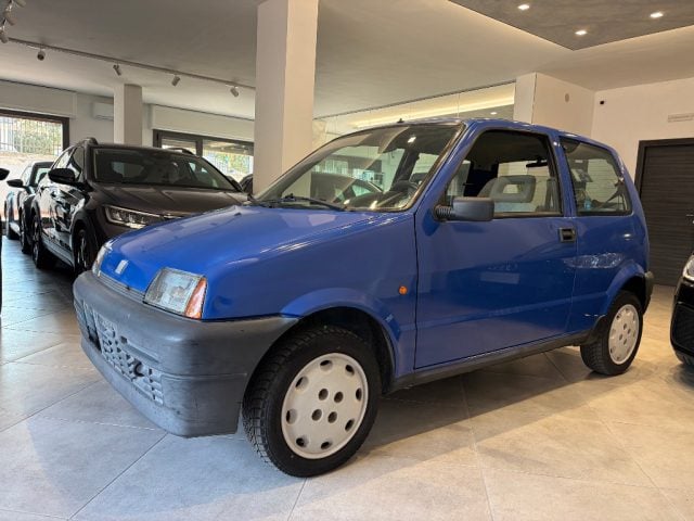 Fiat Cinquecento 900i cat Young - foto 2 di 4
