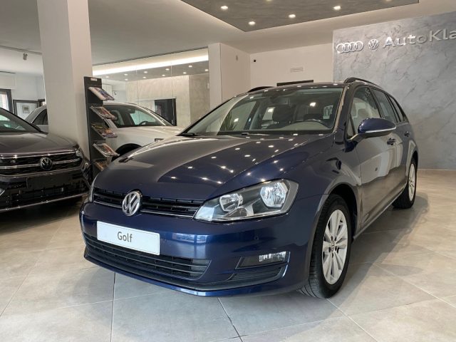 Volkswagen Golf TDI Variant + Gancio Traino-EURO 6 usato a TROIA