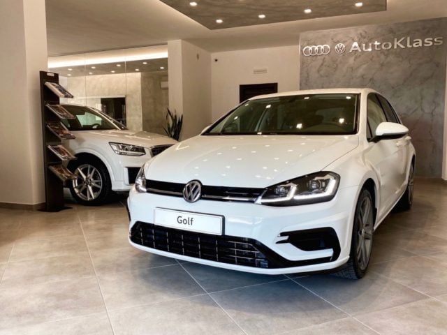 Volkswagen Golf 1.4 TGI 5p. R-Line Unico Proprietario usato a TROIA
