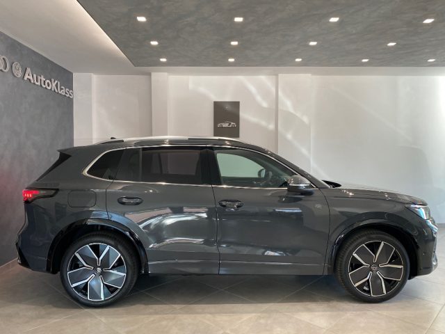 Volkswagen Tiguan 2.0 TDI 150 CV DSG R-Line Plus - NUOVA - - foto 3 di 19