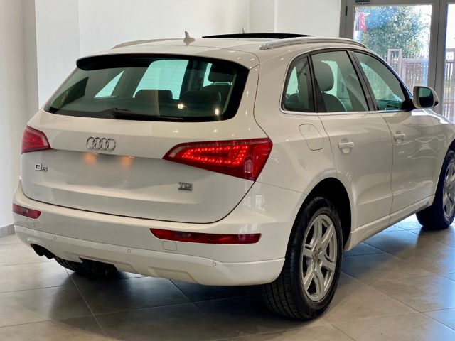 Audi Q5 TDI Quattro TETTO-PELLE-NAVI-GANCIO TRAINO usato a TROIA