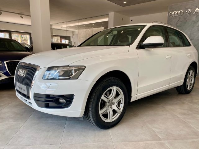 Audi Q5 TDI Quattro TETTO-PELLE-NAVI-GANCIO TRAINO - foto 2 di 4