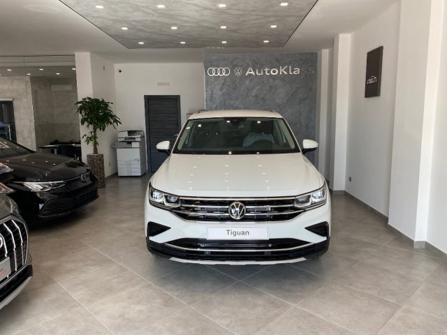 Volkswagen Tiguan 2.0TDI 150CV DSG Elegance *NUOVA* - foto 3 di 4