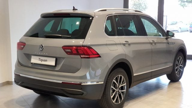 Volkswagen Tiguan 1.5 TSI 150 CV ACT Life * NUOVA GARANZIA 4 ANNI * - foto 3 di 4