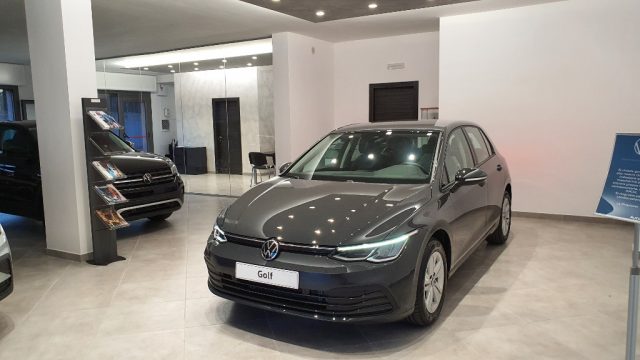 Volkswagen Golf 1.5 TGI DSG Life Garanzia 4 Anni usato a TROIA