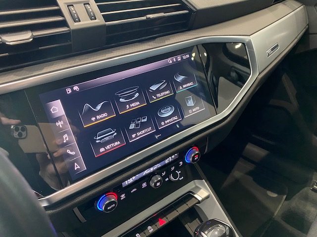 Audi Q3 35 TDI S tr 2 Anni di Garanzia Ufficiale, del 2020, 52.000 km, in vendita a Troia (FG)