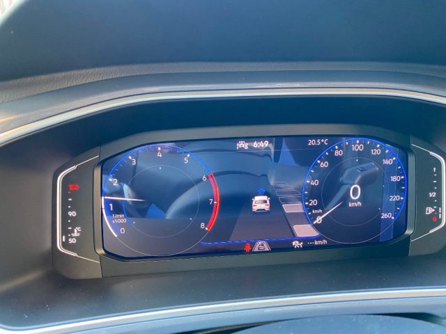 Volkswagen T-Roc 1.0 TSI Style *NUOVA 4 ANNI DI GARANZIA* nuovo a TROIA