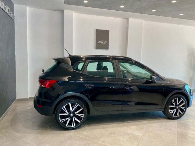SEAT Arona 1.0 EcoTSI Black Edition di Unico Proprietario usato a TROIA