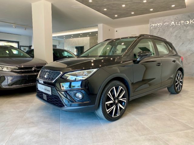 SEAT Arona 1.0 EcoTSI Black Edition di Unico Proprietario usato a TROIA