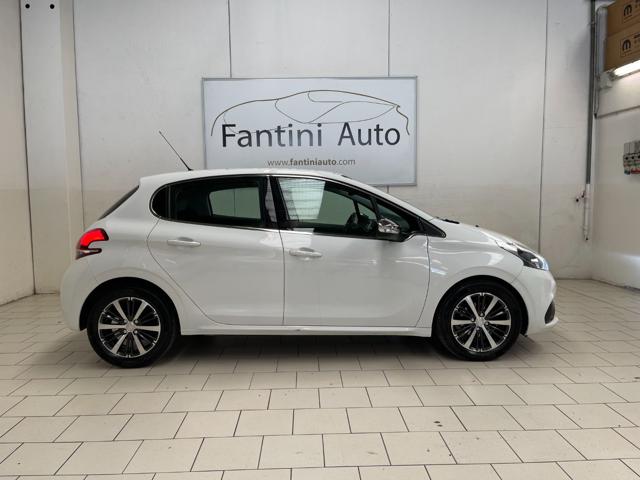Peugeot 208 Allure 5p 1.2 GPL Originale 82cv-LEGGI SOTTO - foto 2 di 4