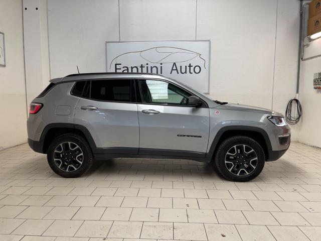 Jeep Compass Trailhawk 2.0 mjt 170cv 4wd c.auto - foto 2 di 4
