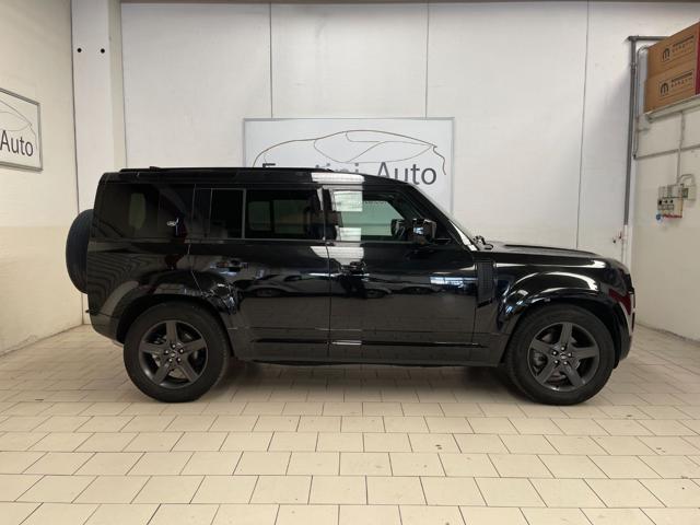Land Rover Defender 110 SE X-Dynamic 3.0d awd 200cv c.auto - foto 2 di 4